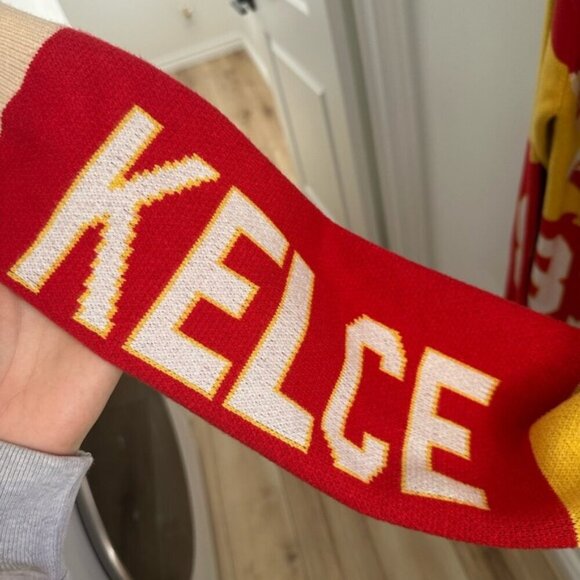 PEACE COLLECTIVE - TRAVIS KELCE KNIT SWEATER - Heavy Material - Picture 4 of 7